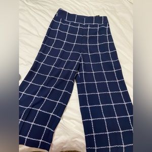 Express-Cropped Culottes pants size 10